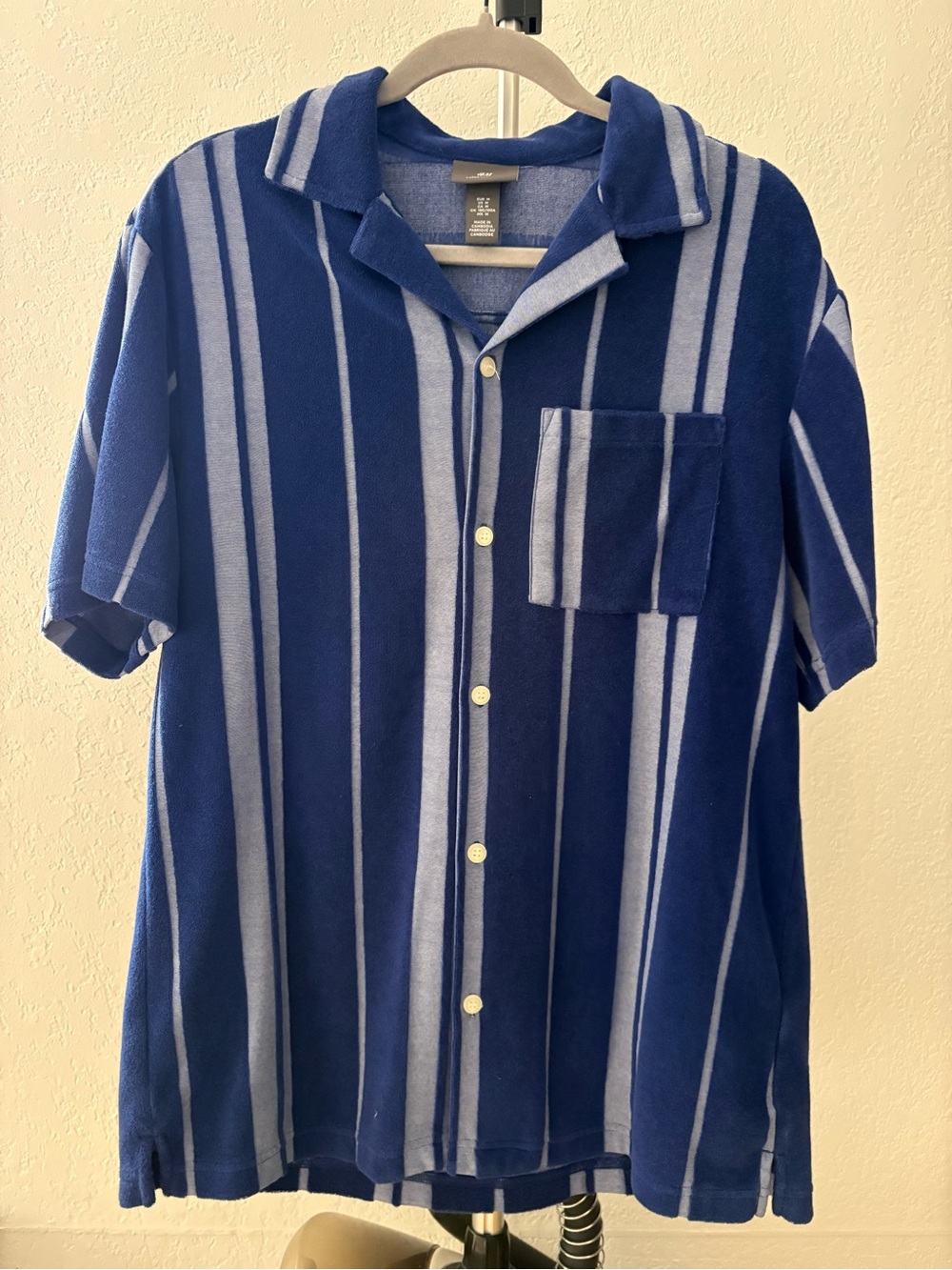 H&M Resort Collar Short Sleeve Button Up Men’s Shirt